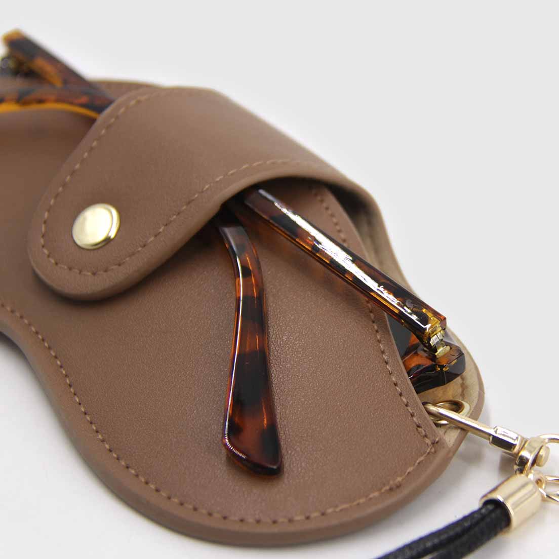 Estuche colgante para lentes diseño animal print